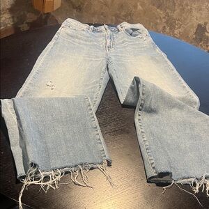 DAZE woman’s jeans. High rise, wide leg. Size 28. Good used condition.